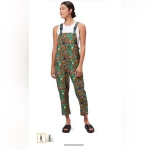 KAVU San Blas Jumpsuit "Rainforest Verde" or "Brown Toucan
Print" pattern size M